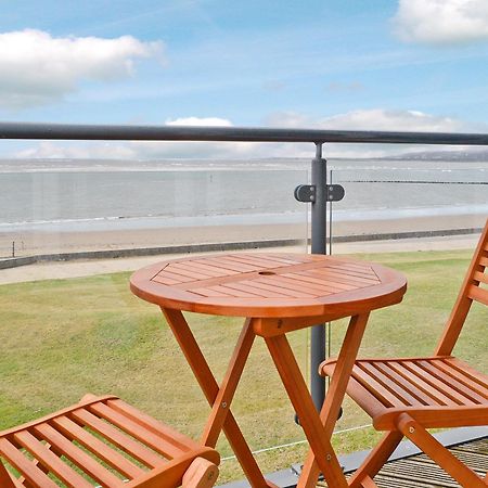 Heddfan Villa Llanelli Exteriör bild